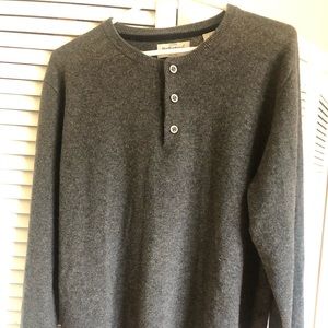 Men’s cashmere Henley style sweater